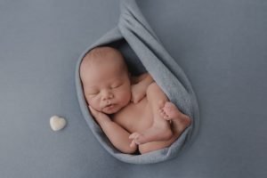 North Vancouver Newborn Photographer - Baby First Aid