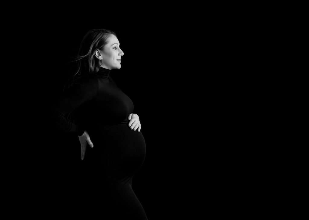 Vancouver Maternity Photography - BW side profile of pregnant woman