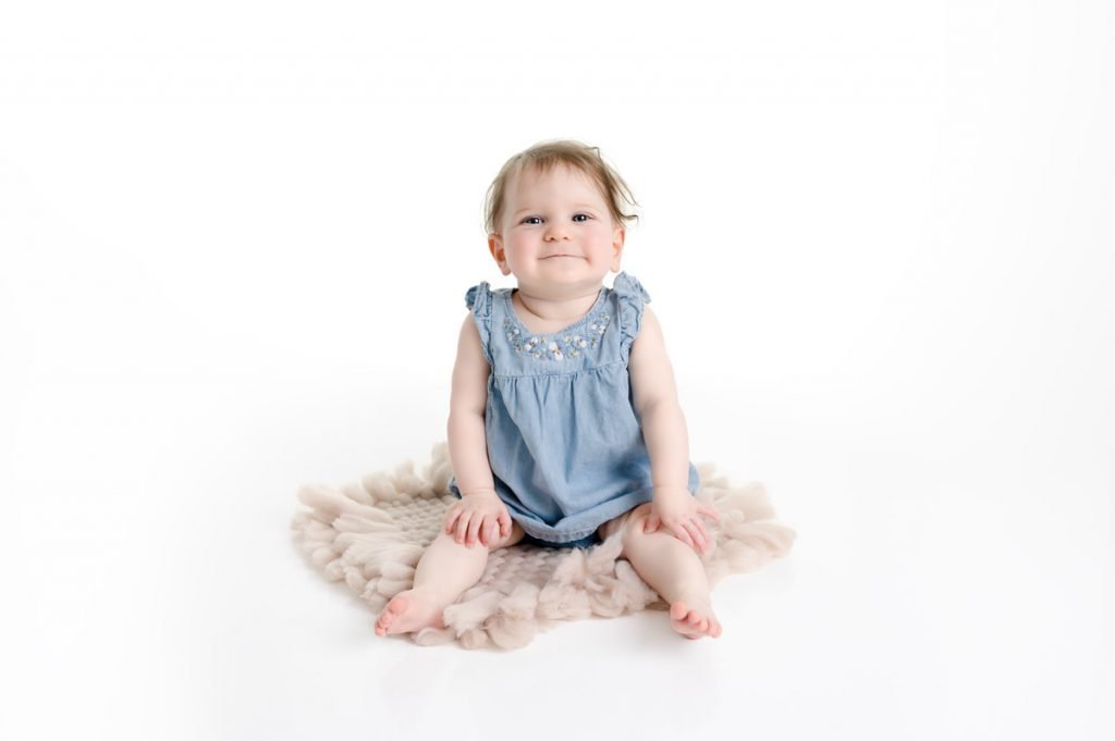 Burnaby Vancouver Newborn Baby Photographer - baby girl smiling
